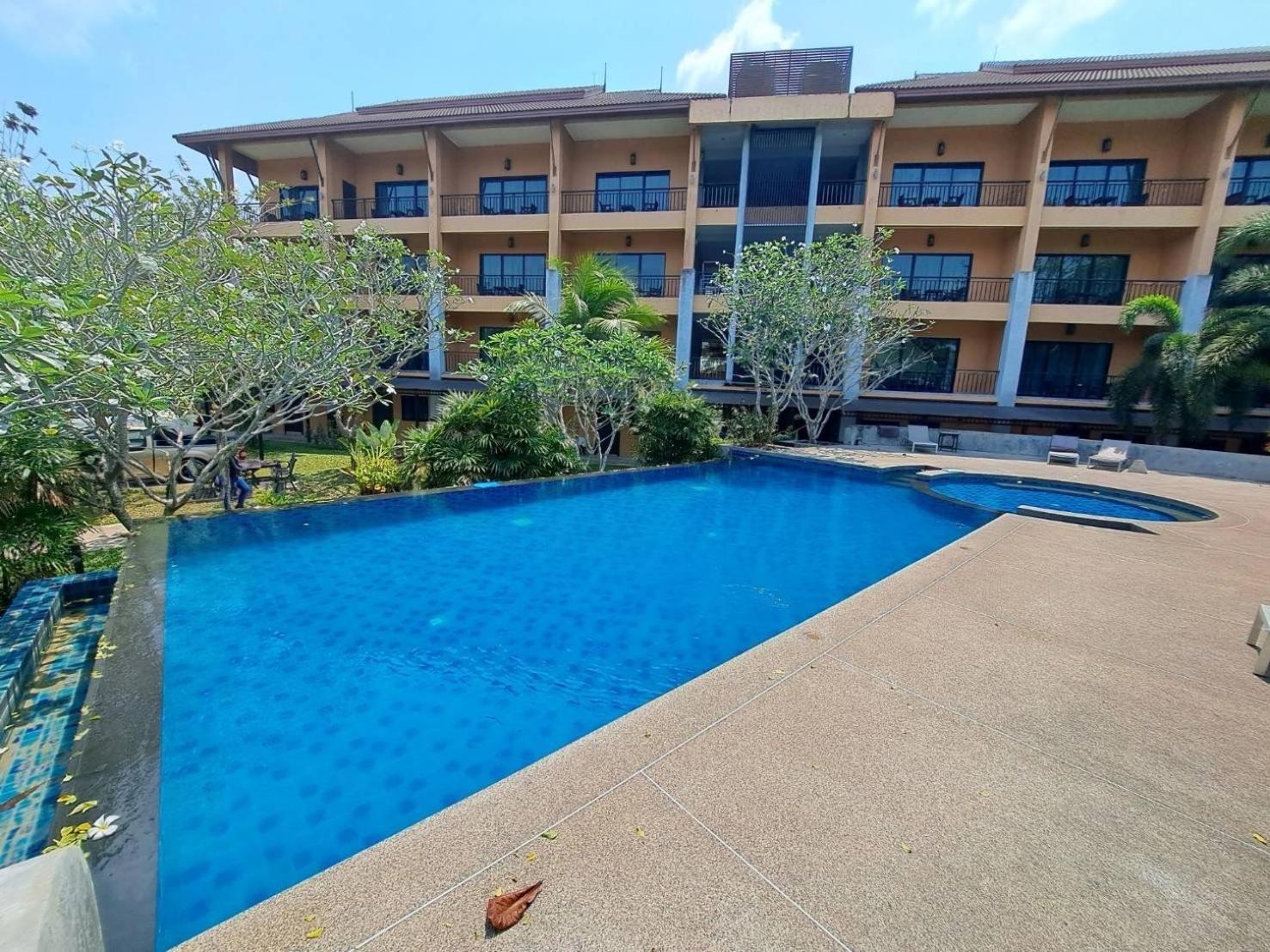 Chalicha Resort Chumphon Exterior foto