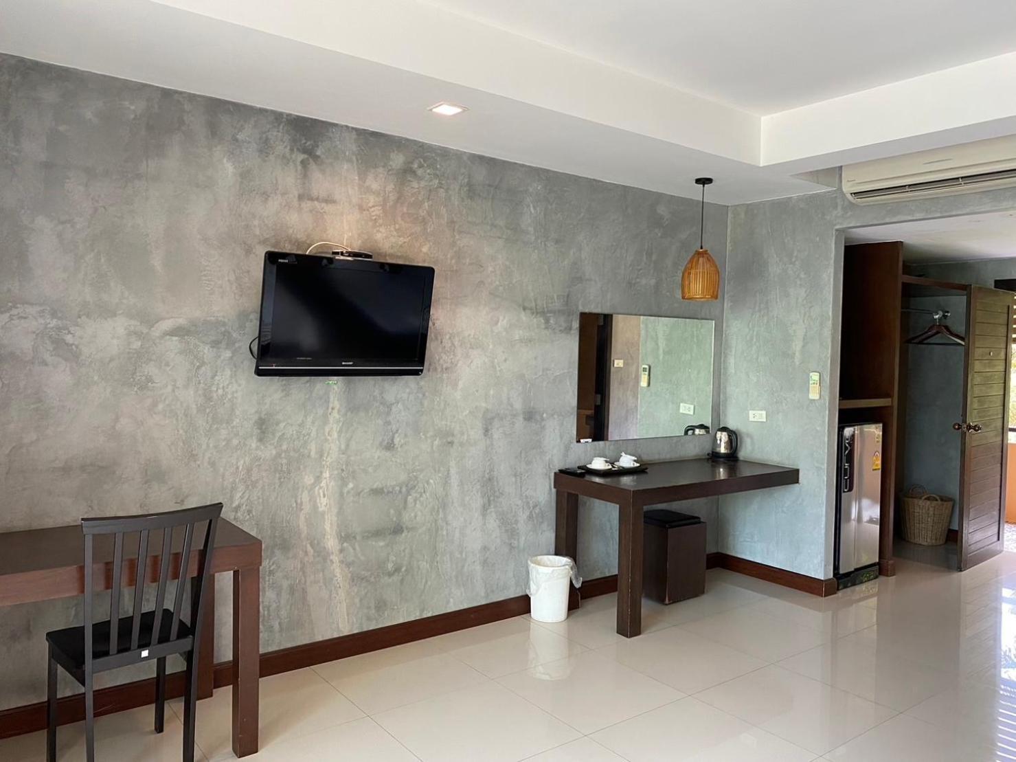 Chalicha Resort Chumphon Exterior foto