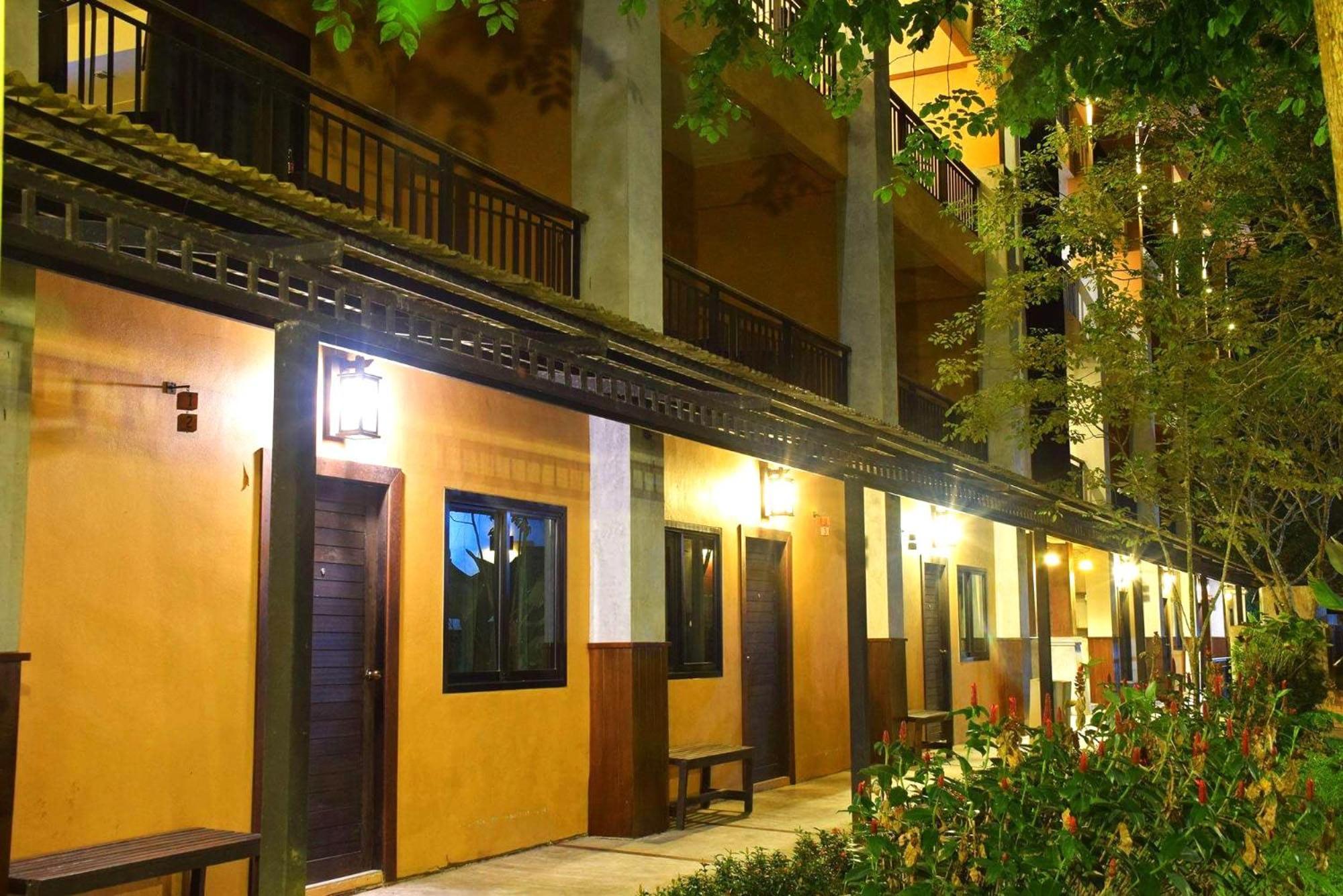 Chalicha Resort Chumphon Exterior foto