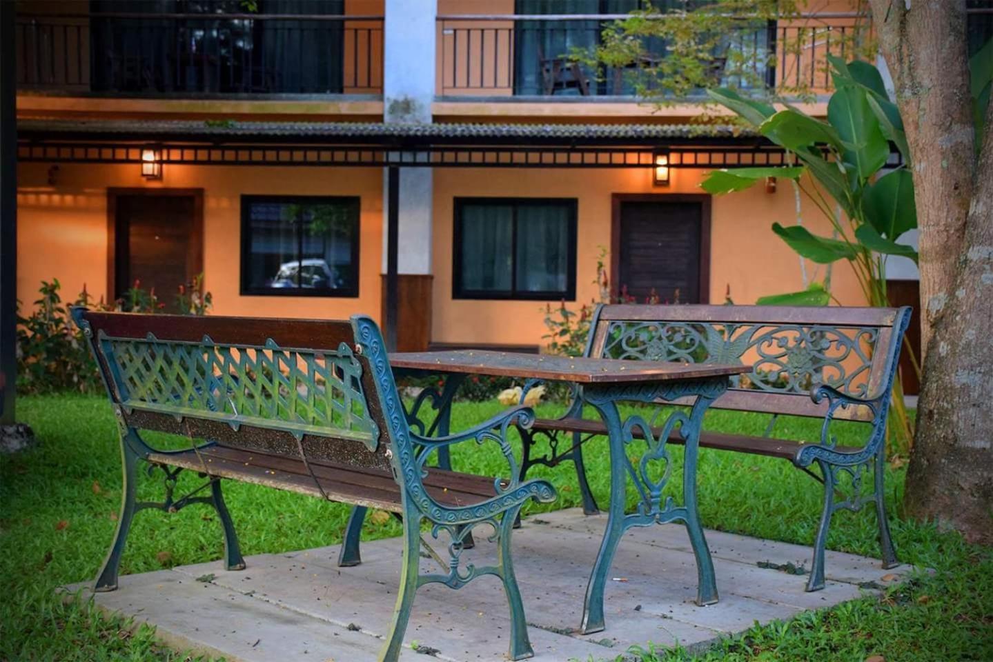 Chalicha Resort Chumphon Exterior foto
