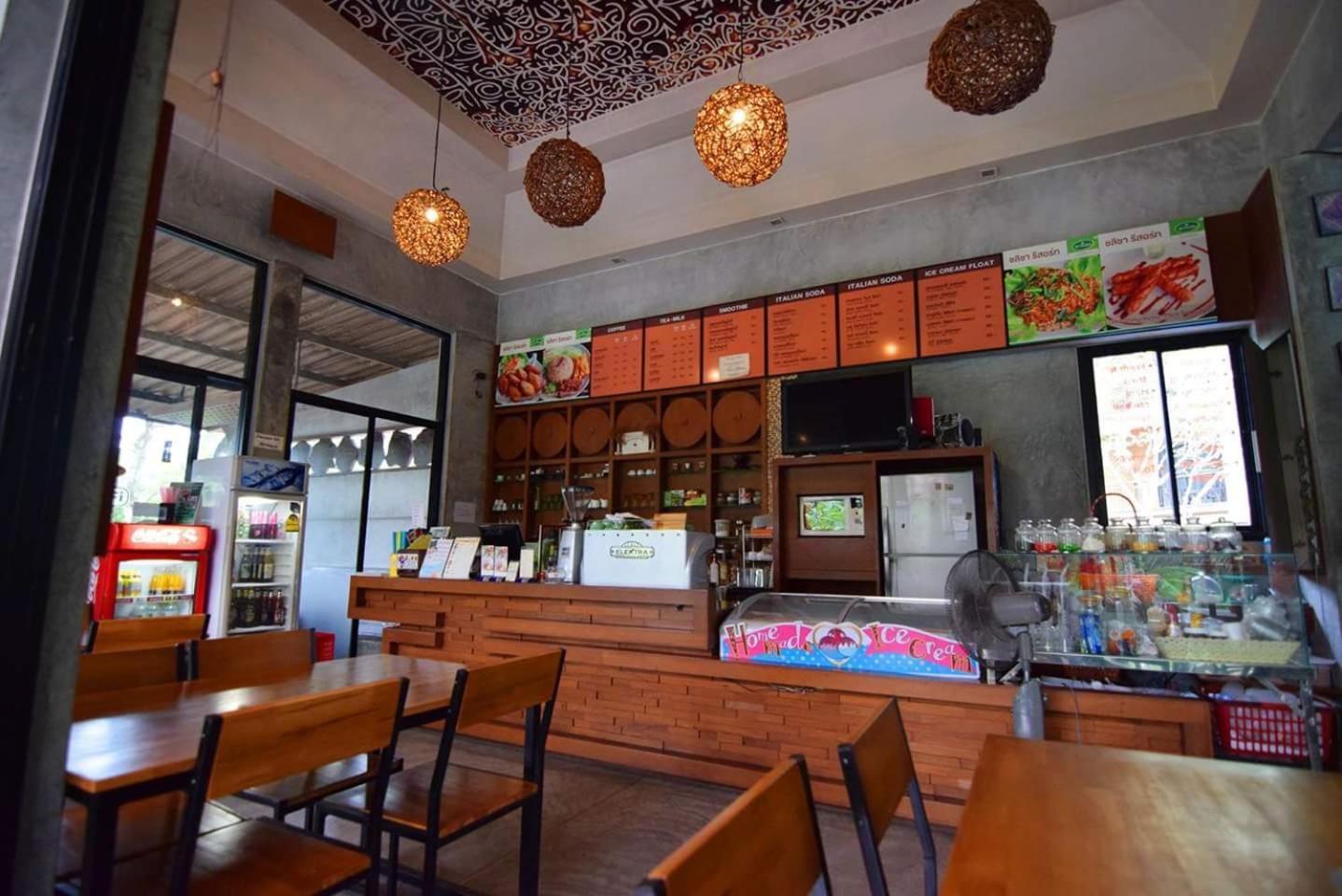 Chalicha Resort Chumphon Exterior foto