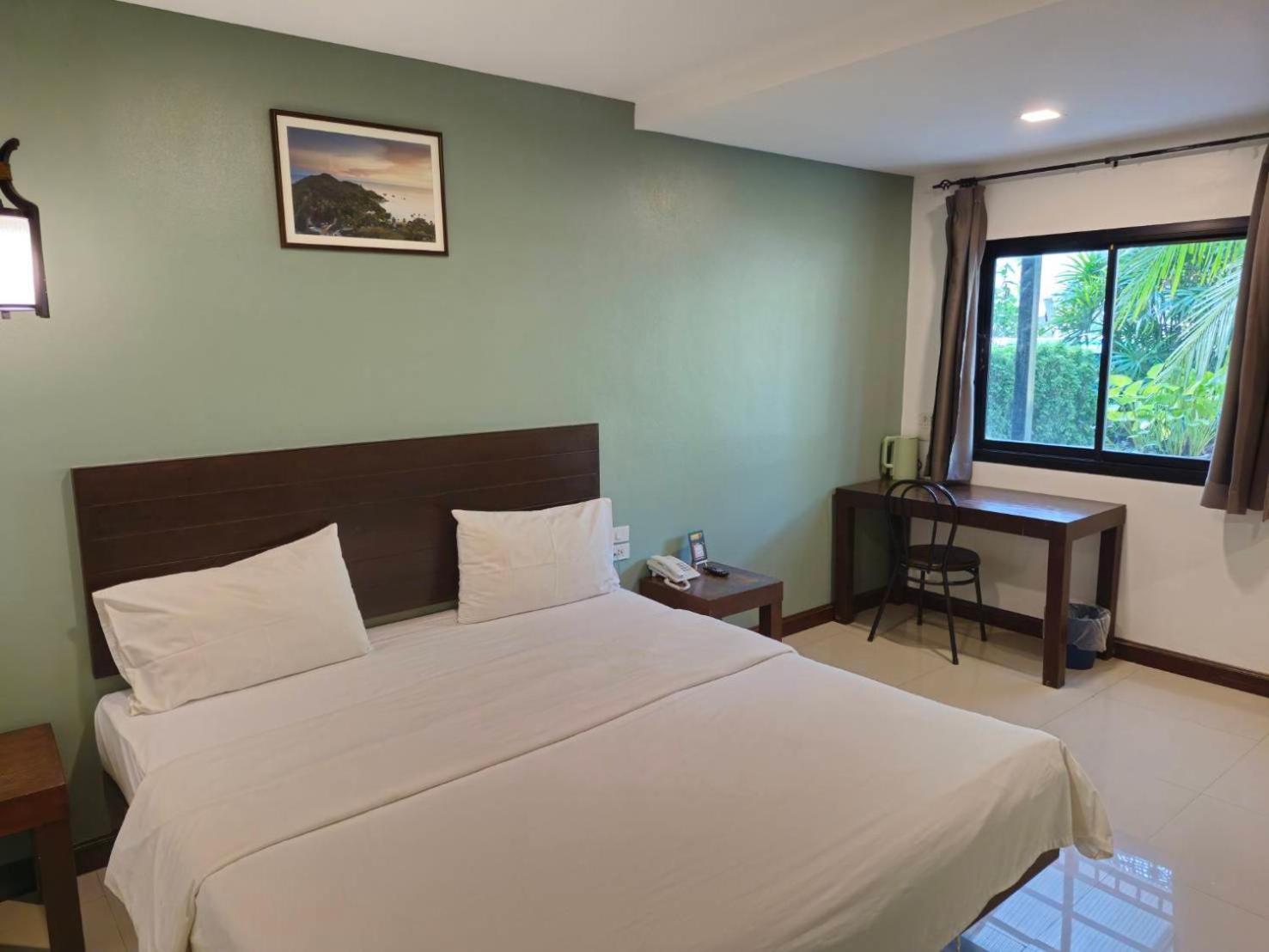Chalicha Resort Chumphon Exterior foto