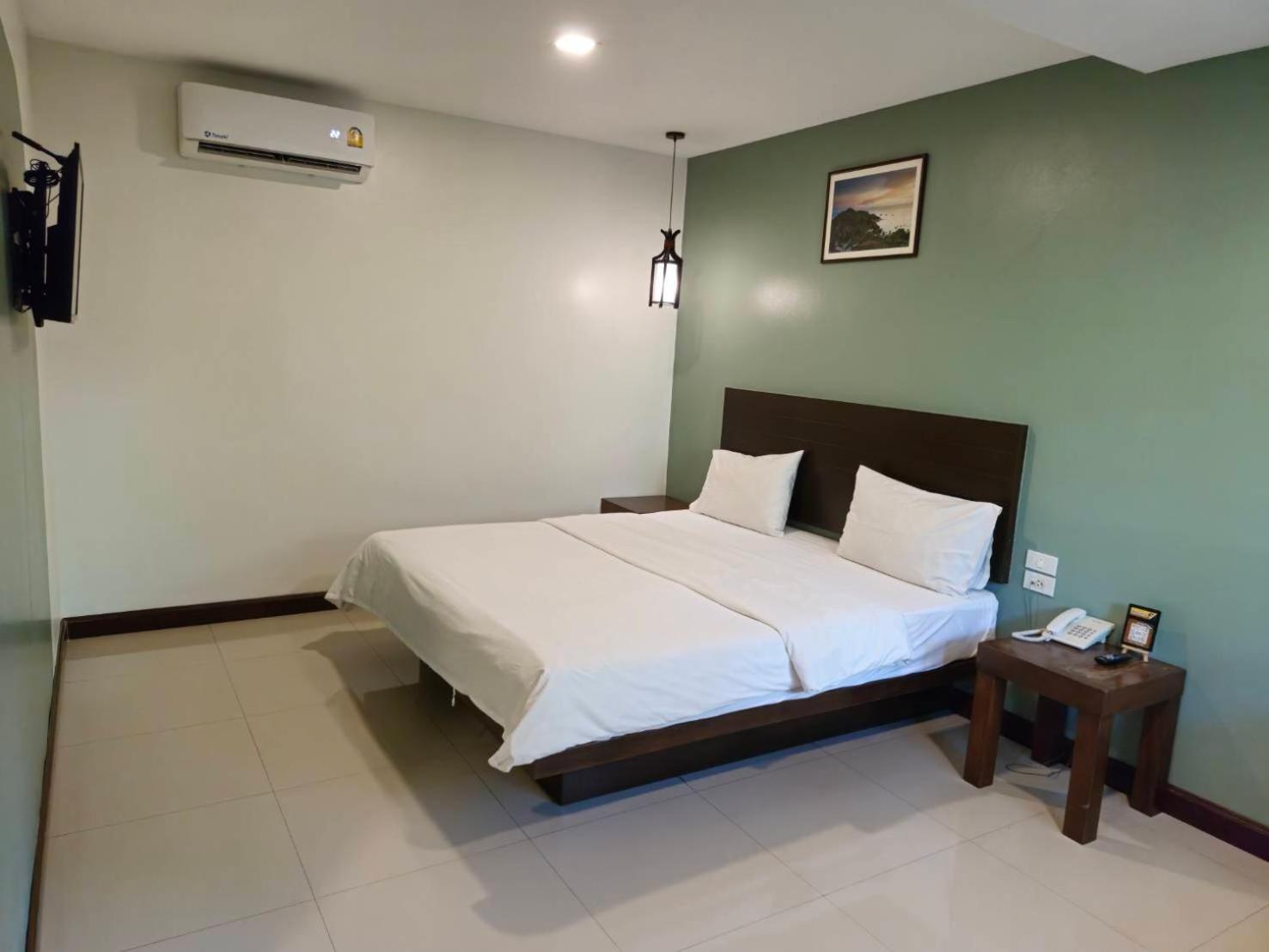 Chalicha Resort Chumphon Exterior foto
