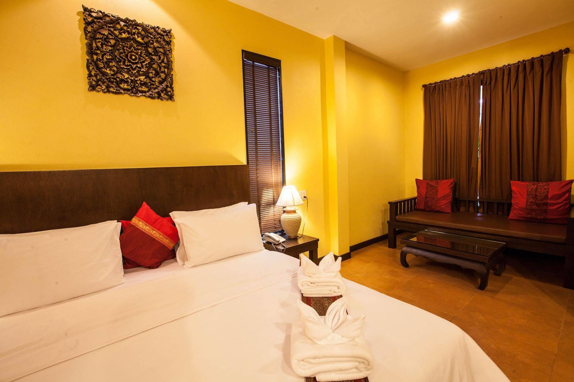 Chalicha Resort Chumphon Exterior foto